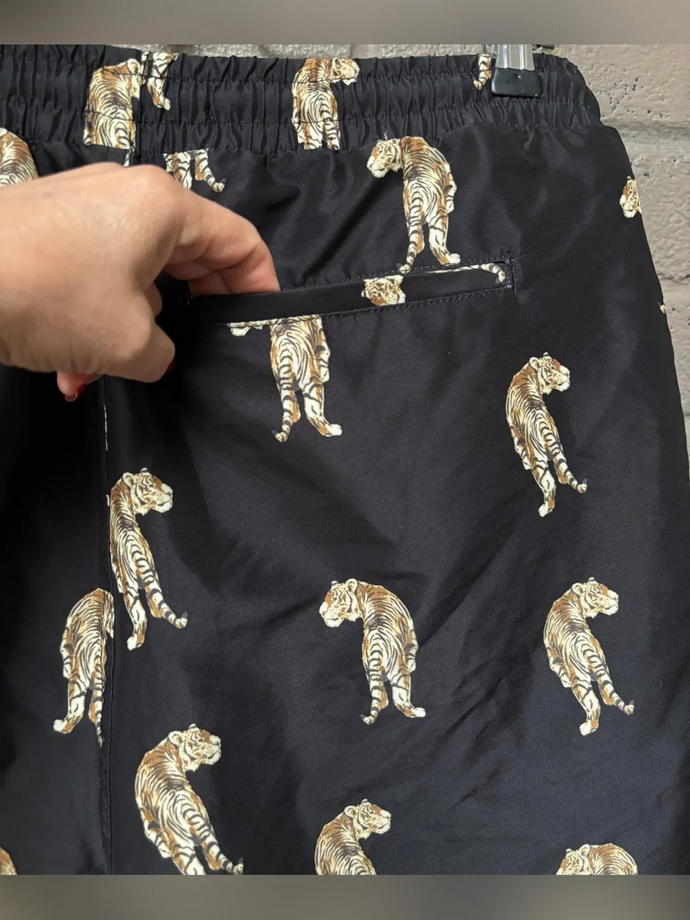INC tiger, print black swim trunks M